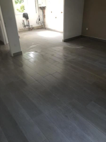 Atelier Bonn'eau -Pose de carrelage par un professionnel à Marignane